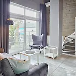 Wakacyjny Promenada Gwiazd 34b - Parking Gratis *
